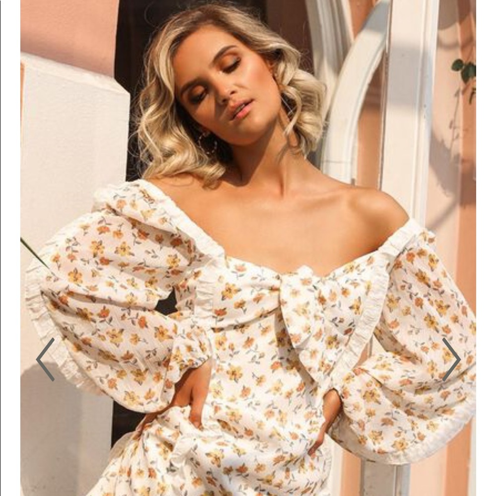 Gorgeous yellow floral dress.